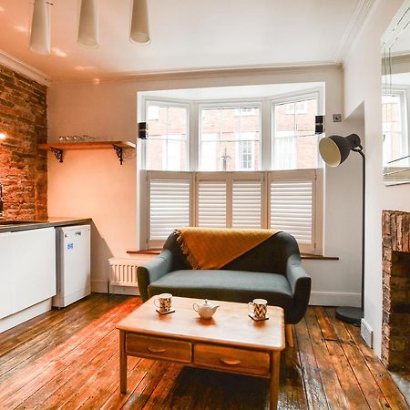 The Location- 1 Free Private Parking Space - 60 Second Walk 2 Minster! York Ngoại thất bức ảnh