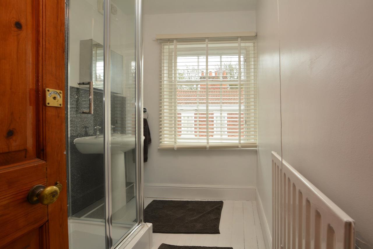 The Location- 1 Free Private Parking Space - 60 Second Walk 2 Minster! York Ngoại thất bức ảnh